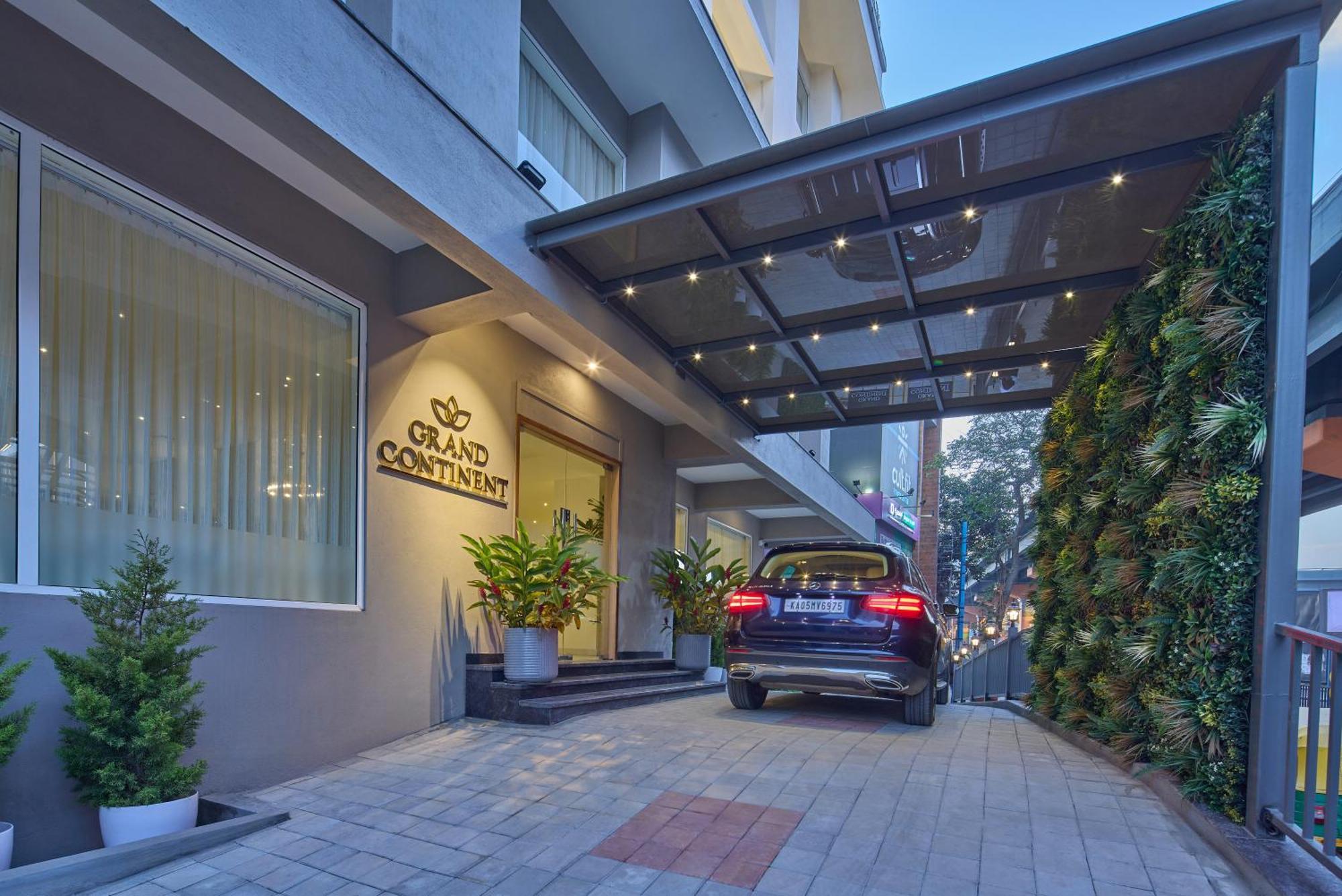Grand Continent Hebbal A Sarovar Portico Affiliate Hotel Bangalore Exterior foto